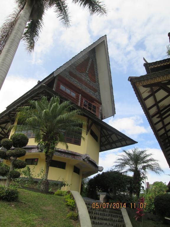 Sapadia Hotel And Cottage Parapat Kültér fotó