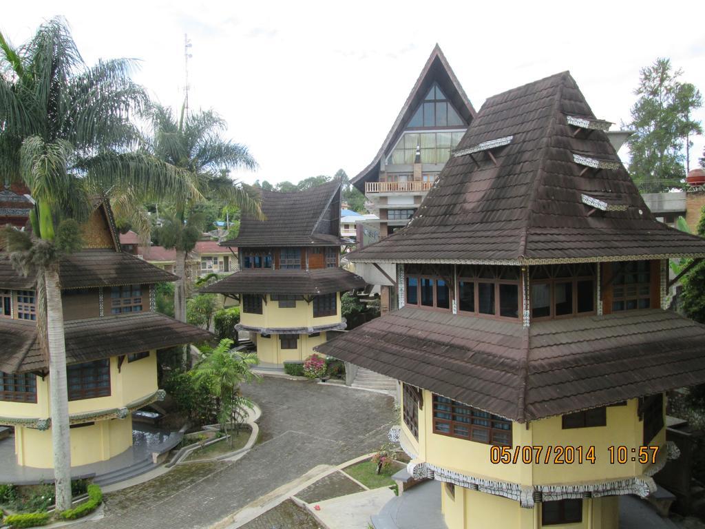 Sapadia Hotel And Cottage Parapat Kültér fotó