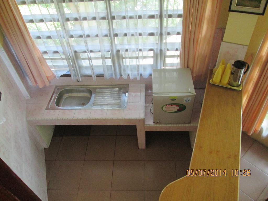 Sapadia Hotel And Cottage Parapat Szoba fotó