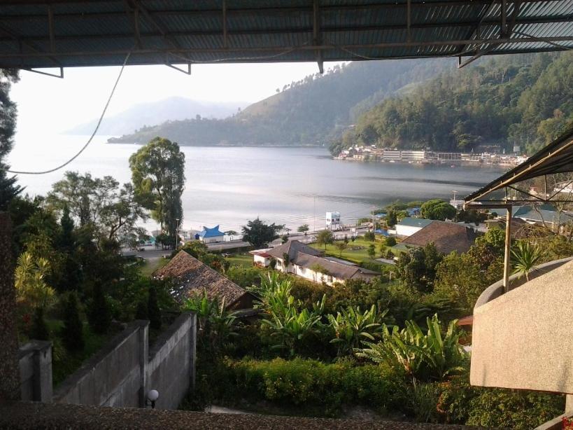 Sapadia Hotel And Cottage Parapat Kültér fotó